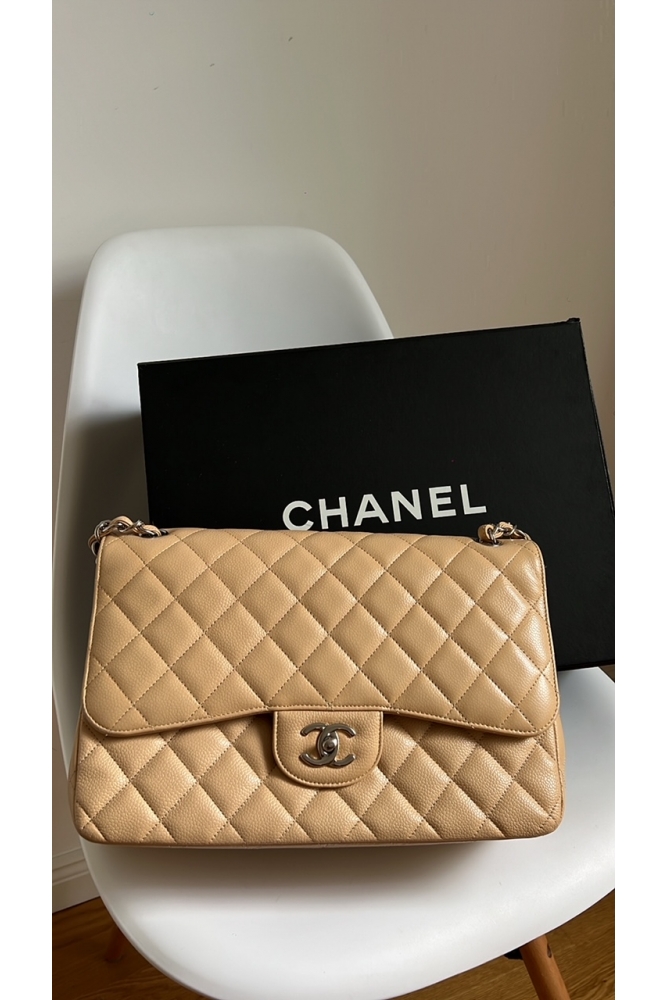 Chanel Grand Sac Classique